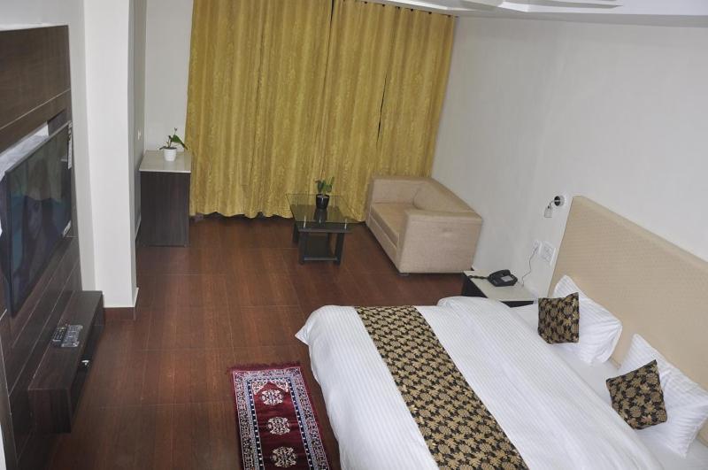 Oyo 28425 Dal Lake Resort Dharamshala Exterior foto